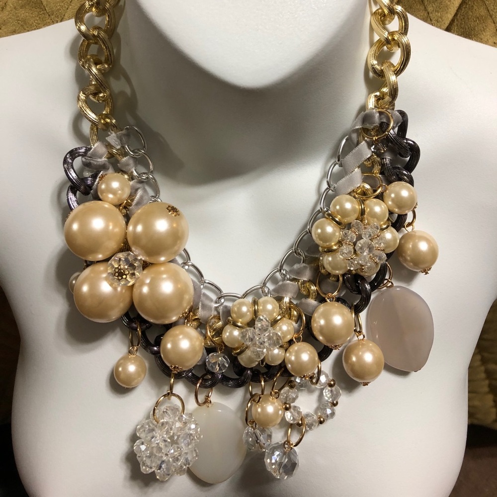 Chunky Pearl Bib Link Necklace/Earring Set